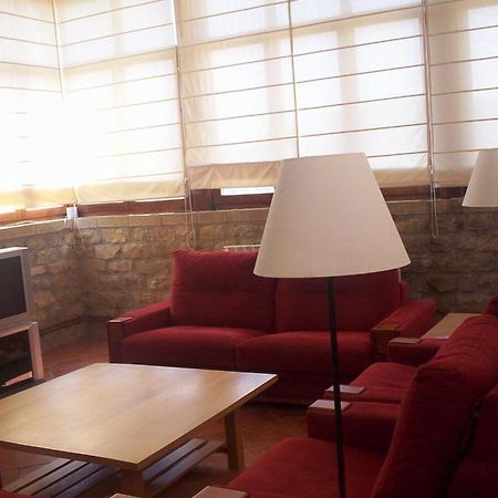 Albergue De Juventud De Sos Del Rey Catolico Ngoại thất bức ảnh